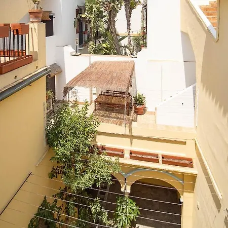 La Casa 1832 Boutique