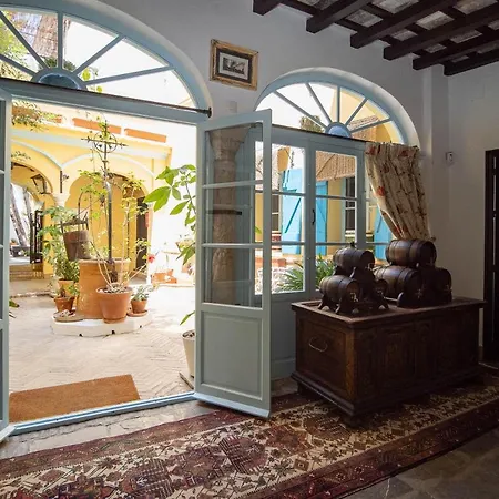 La Casa 1832 Boutique Bed and breakfast Sanlúcar de Barrameda
