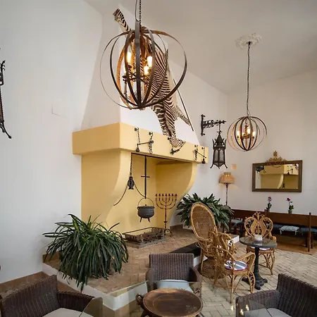 La Casa 1832 Boutique *